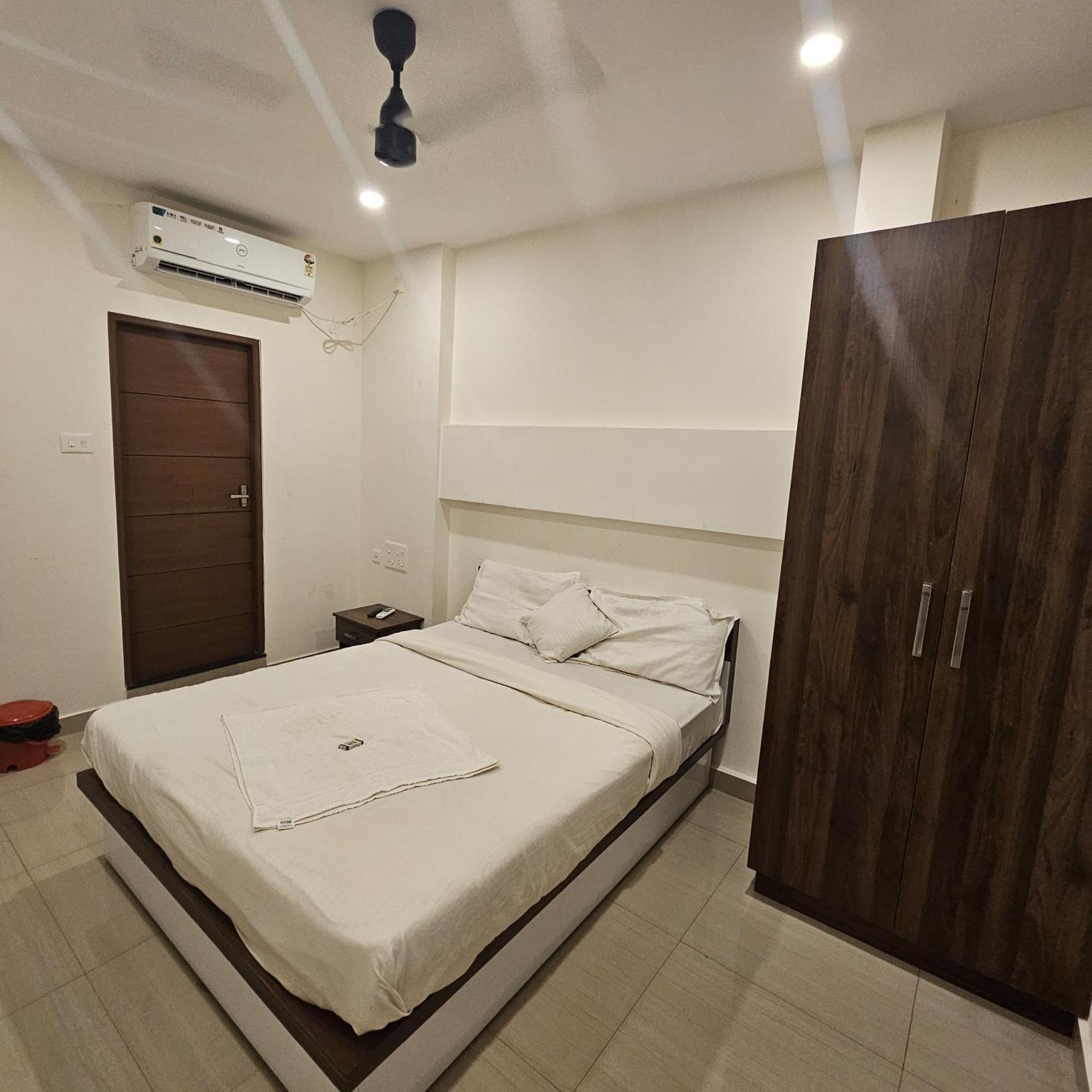 Heres Haut Residency Kochi Kültér fotó